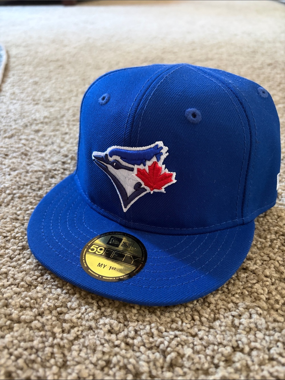 New Era Royal Blue Toronto Blue Jays Fitted Cap with Red Maple Leaf (Infant)